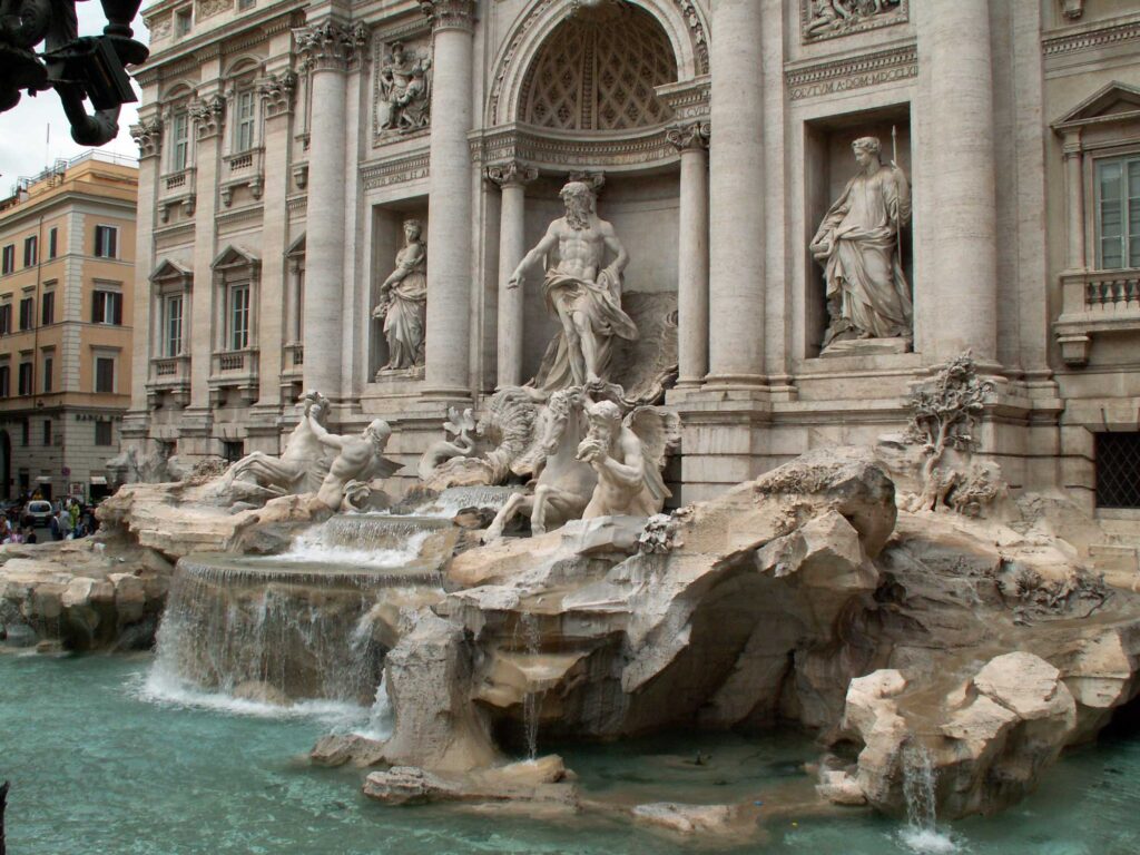 Expresso Itália - Fontana di Trevi em Roma