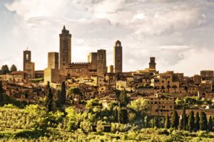 Roteiro pelos Encantadores Borgos Medievais da Itália:Viva a Magia do Passado